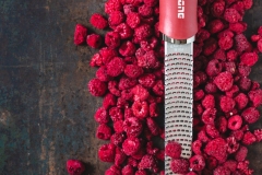 Microplane_Premium_Classic_46127_Zester_Pomegranate-Red_Raspberries-2