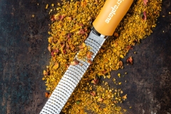 Microplane_Premium_Classic_46623_Mustard-Yellow_Curcuma_Ras-El-Hanout-8
